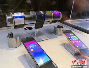 聯想于美國舊金山發布全新智能手機 技術革新與視覺美感的碰撞